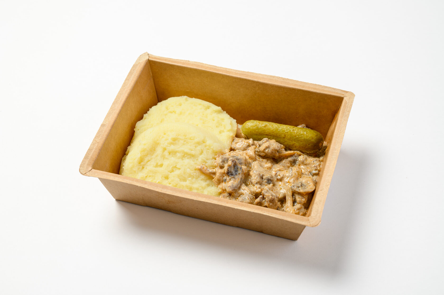 Бефстроганов из говядины с картофельным пюре